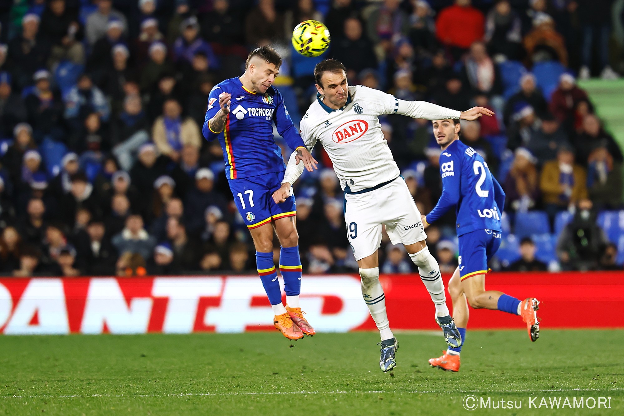 Please do not reproduce without prior permission.