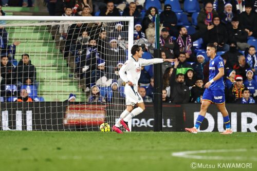 Please do not reproduce without prior permission.