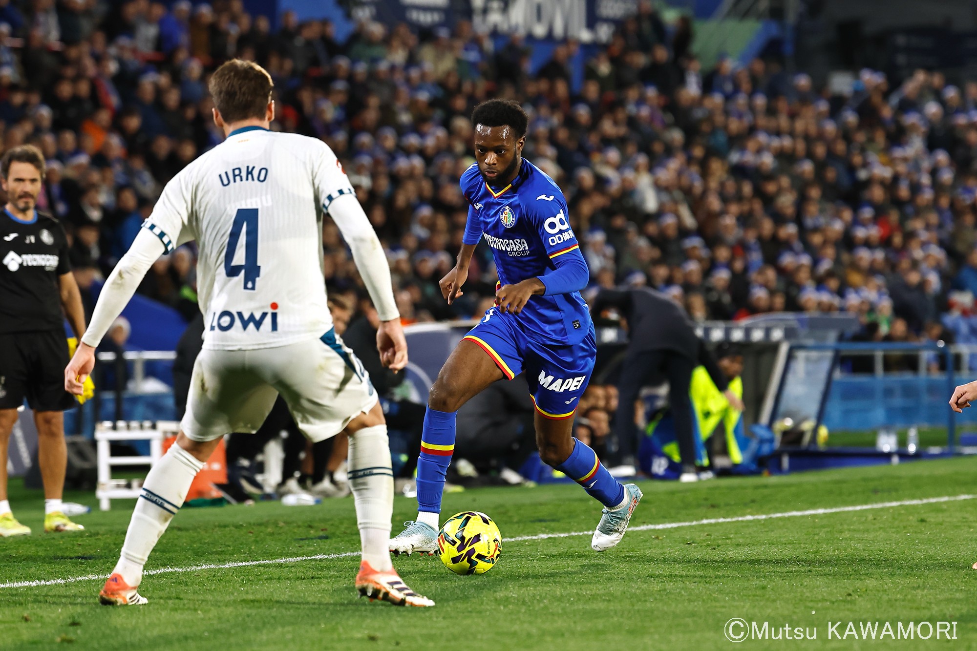 Please do not reproduce without prior permission.