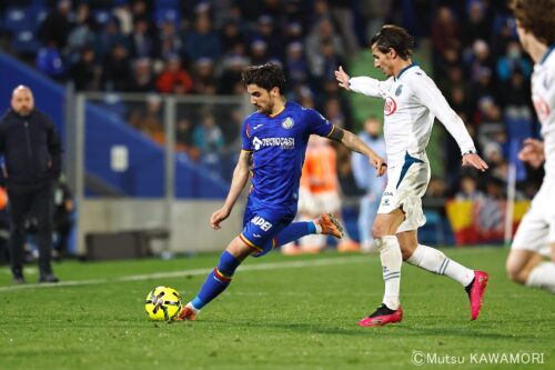 Please do not reproduce without prior permission.