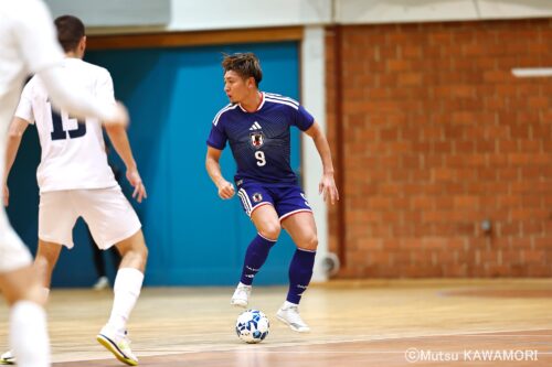 Please do not reproduce without prior permission.