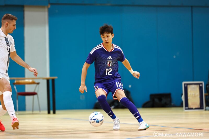 Please do not reproduce without prior permission.