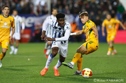 Please do not reproduce without prior permission.