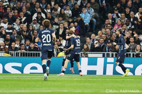 Please do not reproduce without prior permission.