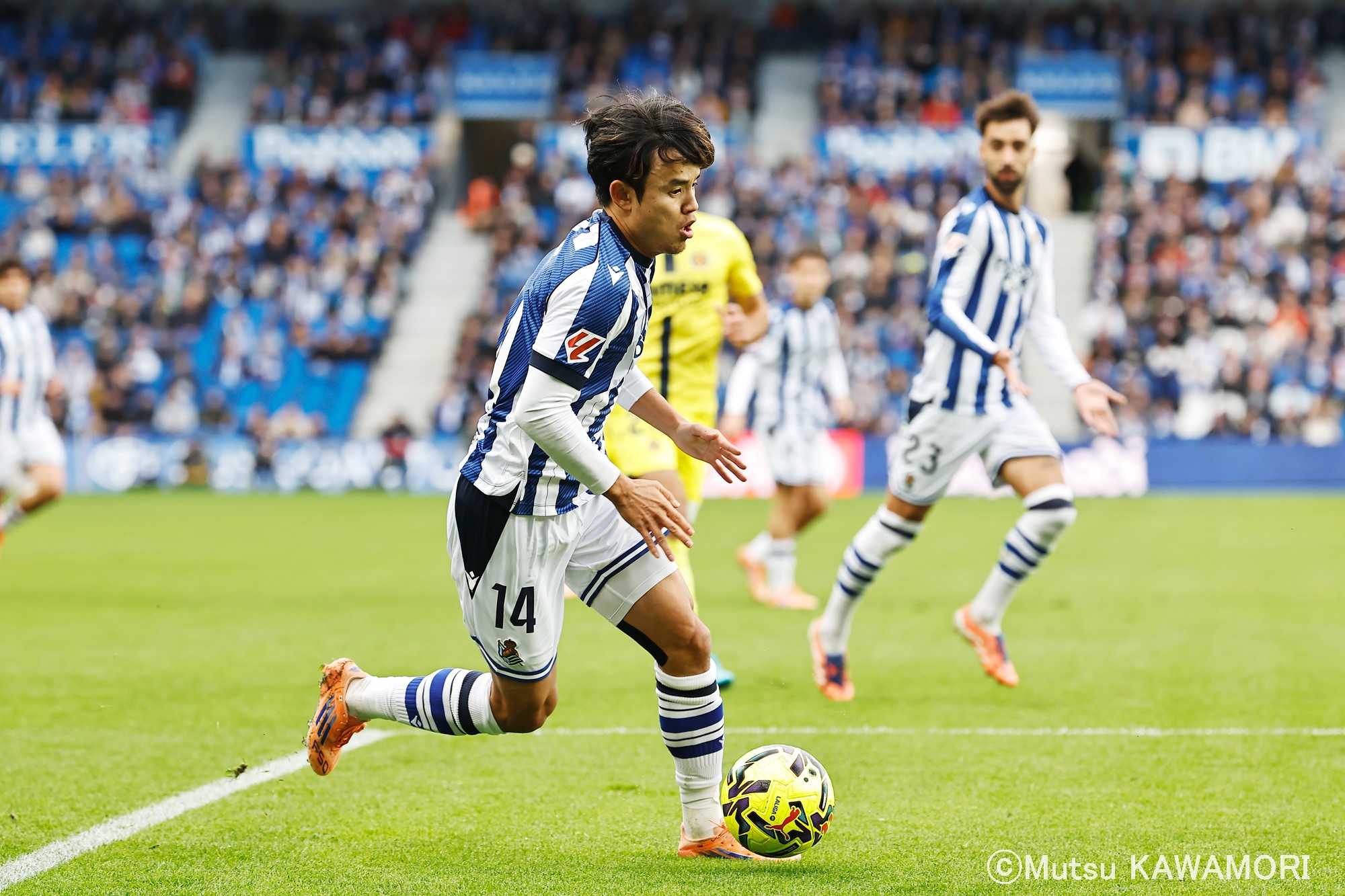 Please do not reproduce without prior permission.