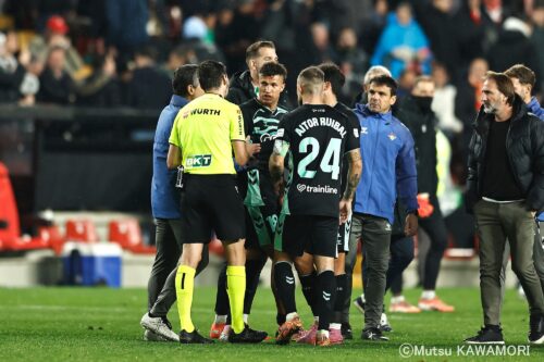 Please do not reproduce without prior permission.