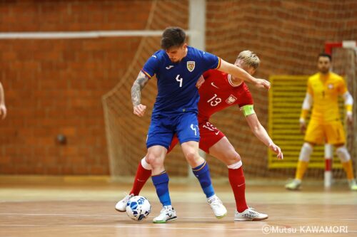 Please do not reproduce without prior permission.