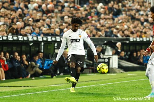 Please do not reproduce without prior permission.