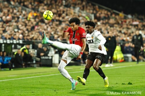 Please do not reproduce without prior permission.