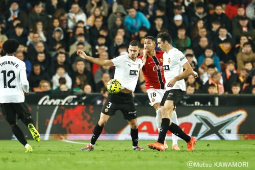 Please do not reproduce without prior permission.