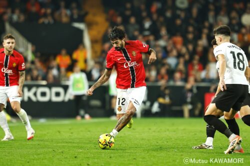 Please do not reproduce without prior permission.