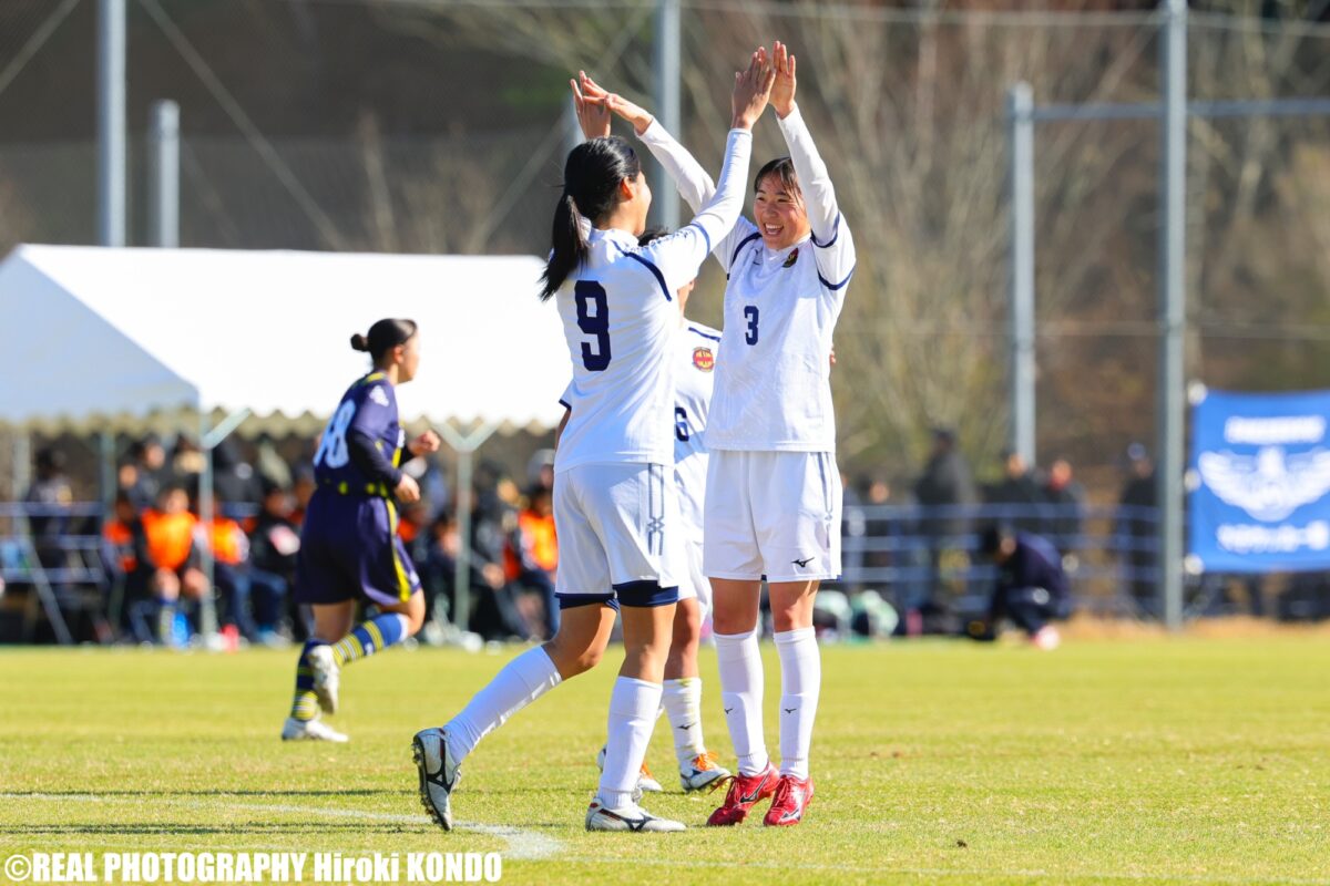 【写真ギャラリー】2025.12.29 第34回全日本高等学校女子サッカー選手権大会 1回戦 航空石川 2－6 神戸弘陵
