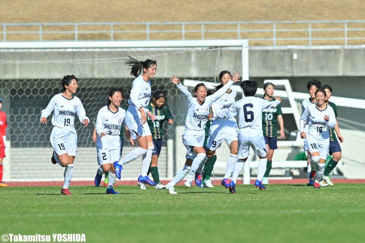 【写真ギャラリー】2025.12.29 第34回全日本高等学校女子サッカー選手権大会 1回戦 修徳 3－0 常盤木