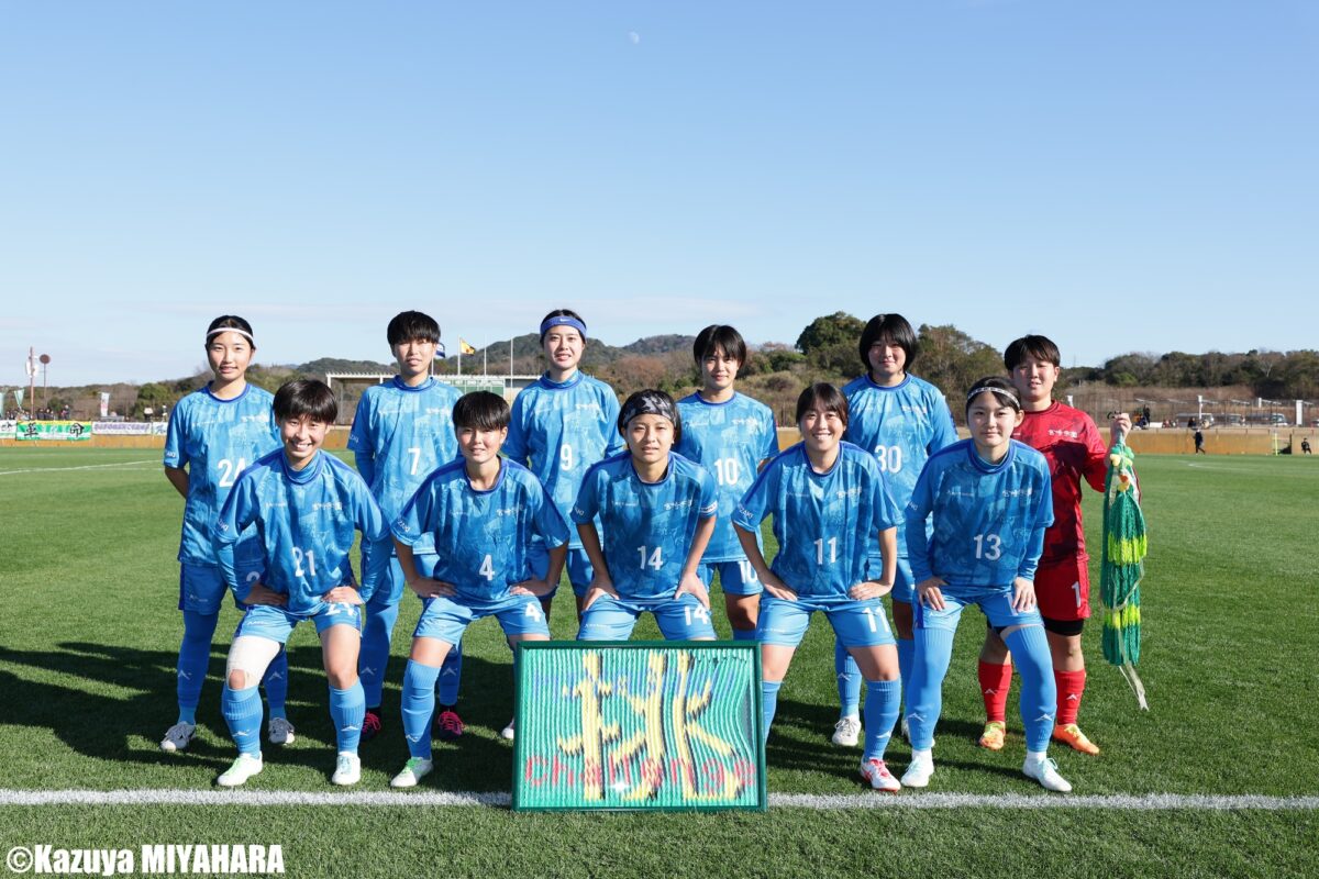 【写真ギャラリー】2025.12.29 第34回全日本高等学校女子サッカー選手権大会 1回戦 鳴門渦潮 0－2 宮崎学園