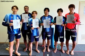 遺伝子分析栄養プログラムを取り入れた水戸の選手ら。J1昇格の「原動力」となった［写真］＝水戸ホーリーホック