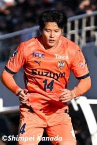 パク・スンウク