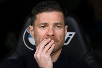 シャビ・アロンソ監督