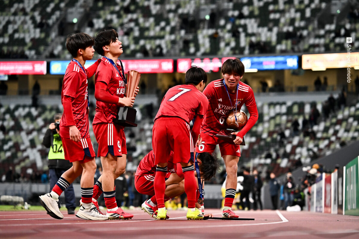 【写真ギャラリー】2026.01.10 第104回全国高校サッカー選手権大会 準決勝 鹿島学園 1－0 流通経済大柏 / 3位表彰式