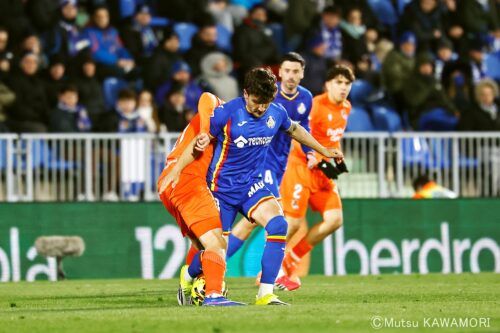 Please do not reproduce without prior permission.