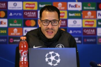 リアム・ロシニアー監督