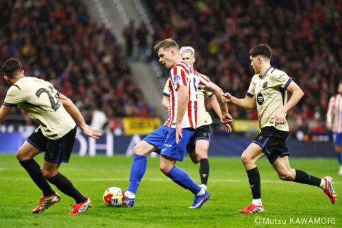 Please do not reproduce without prior permission.