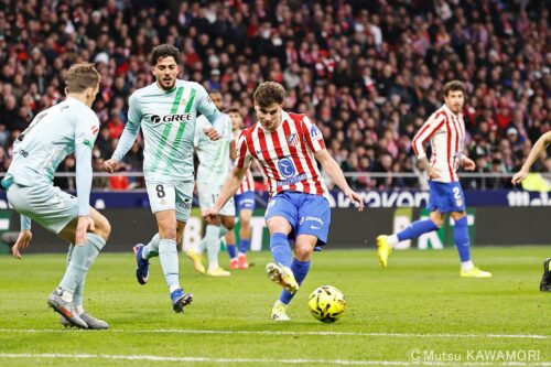 Please do not reproduce without prior permission.