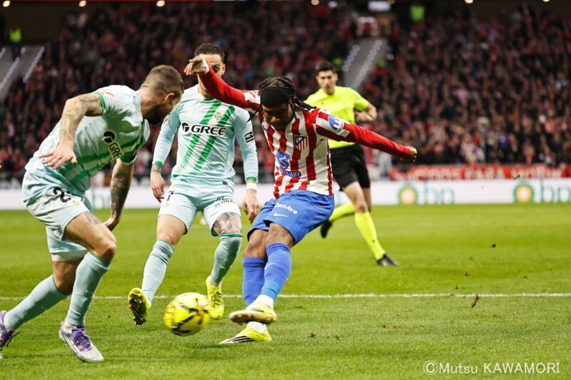 Please do not reproduce without prior permission.