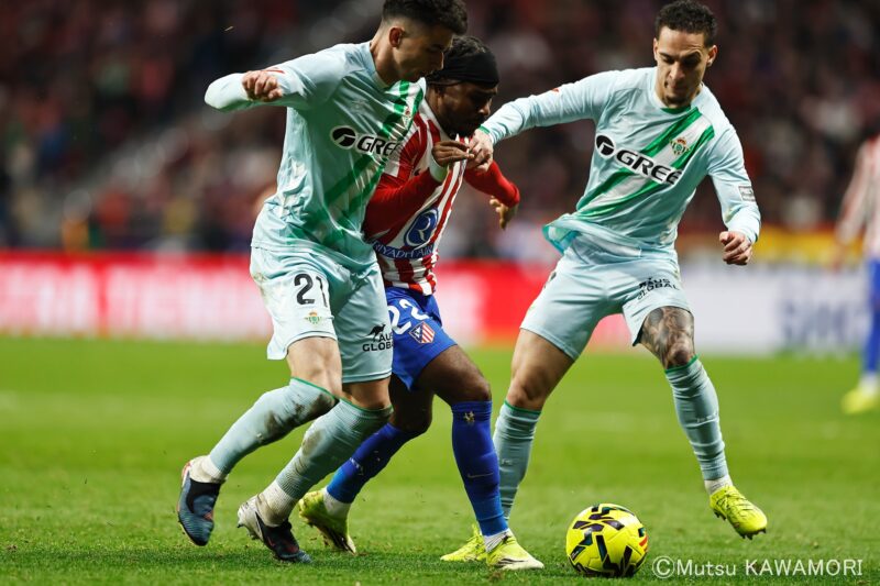 Please do not reproduce without prior permission.