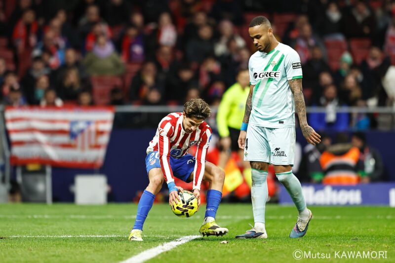 Please do not reproduce without prior permission.