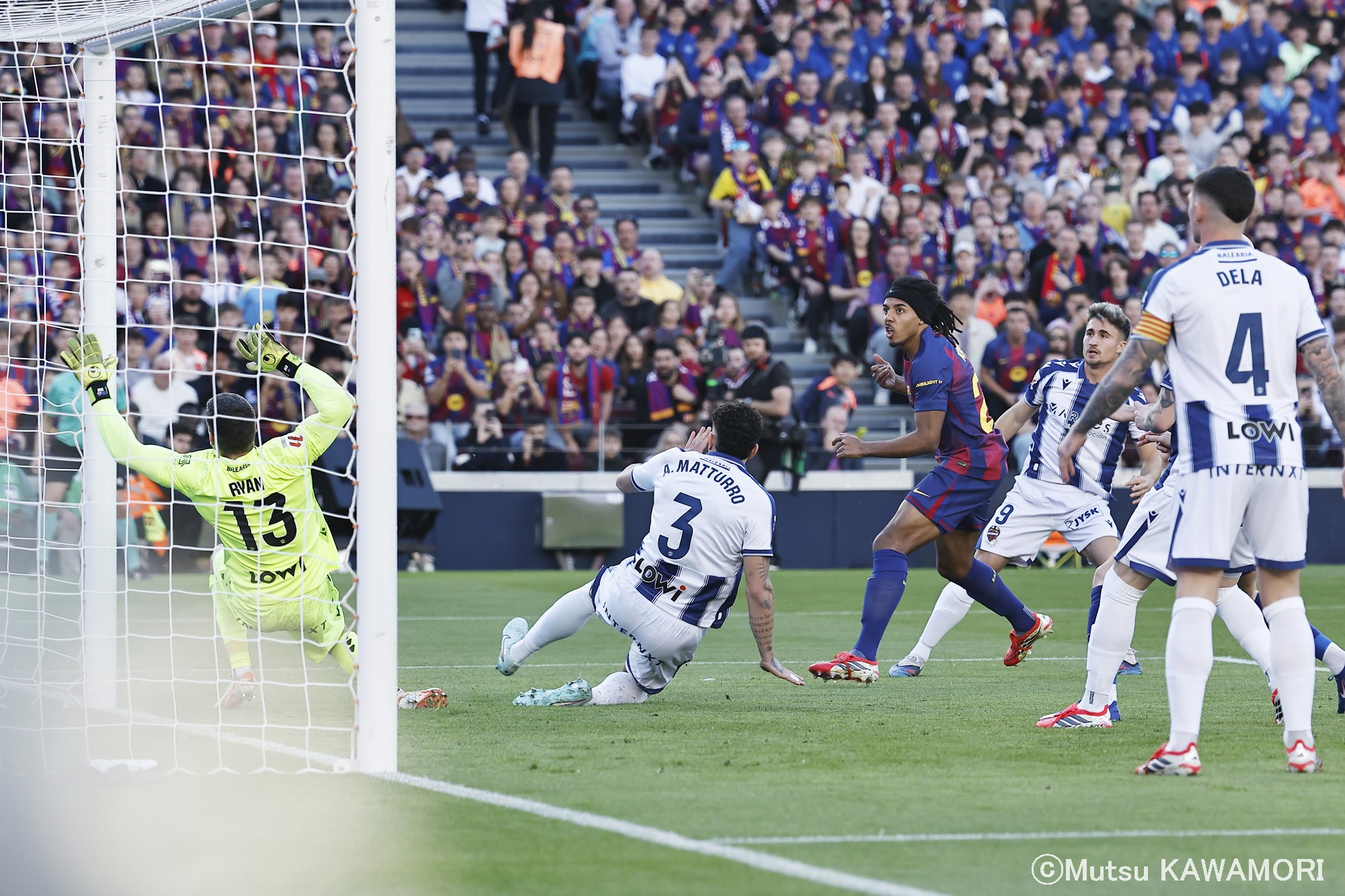 Barcelona_Levante_260222_0005_