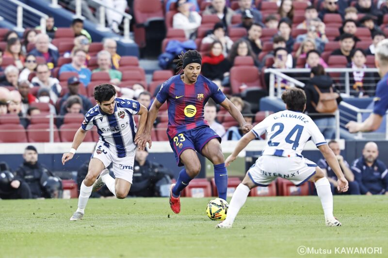 Barcelona_Levante_260222_0039_
