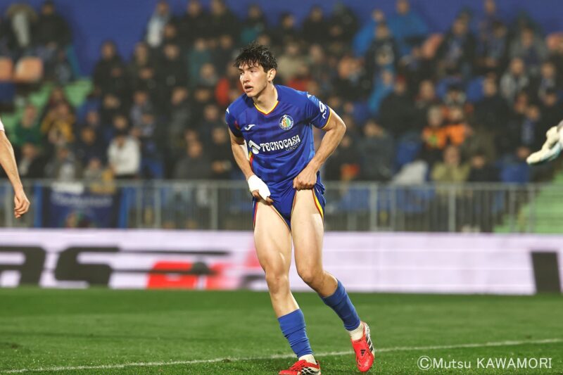 Please do not reproduce without prior permission.