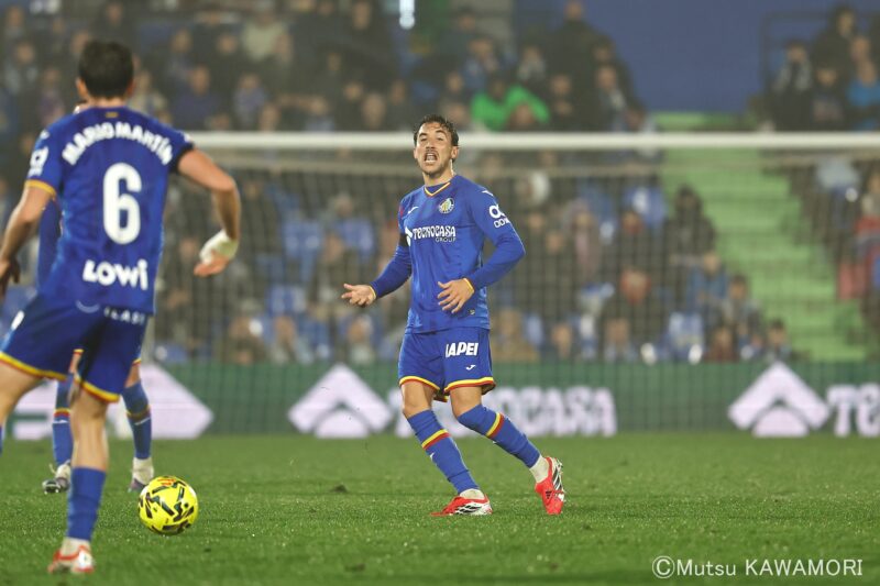 Please do not reproduce without prior permission.