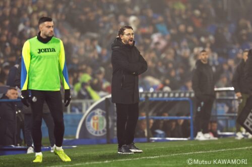 Please do not reproduce without prior permission.