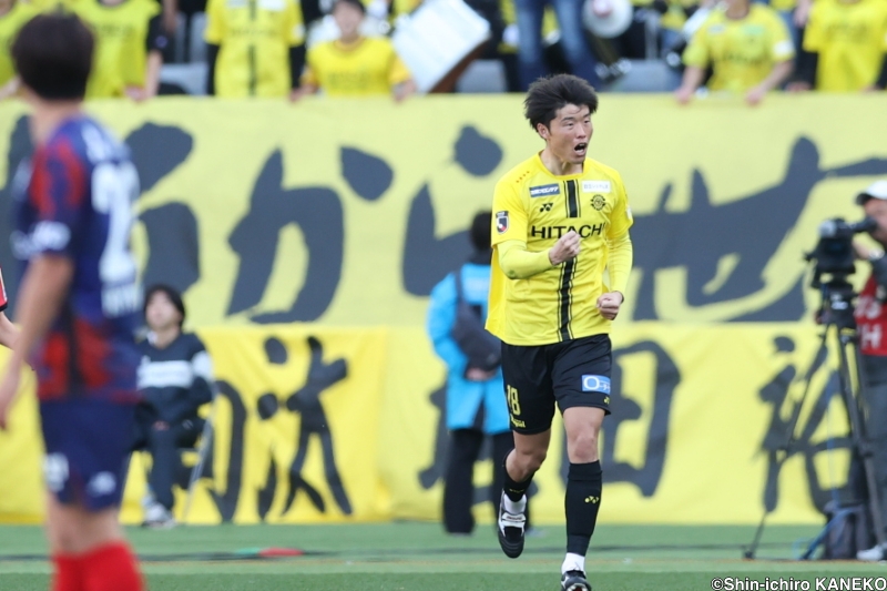 柏、ついに初白星で3連敗脱出！　垣田裕暉＆瀬川祐輔のゴールでFC東京を下す
