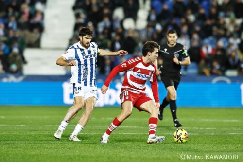 Please do not reproduce without prior permission.