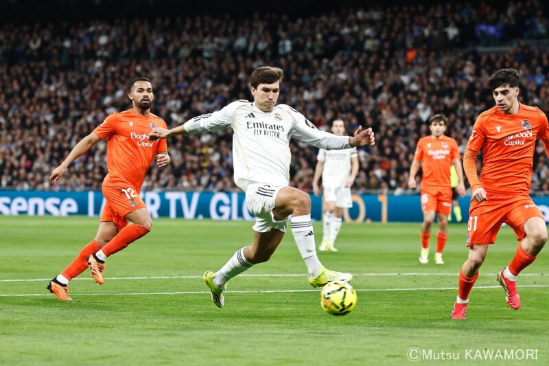 Please do not reproduce without prior permission.