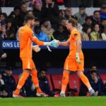 先発に抜擢も17分で22歳GKを交代…トッテナム指揮官「奇妙で異例の出来事だった」