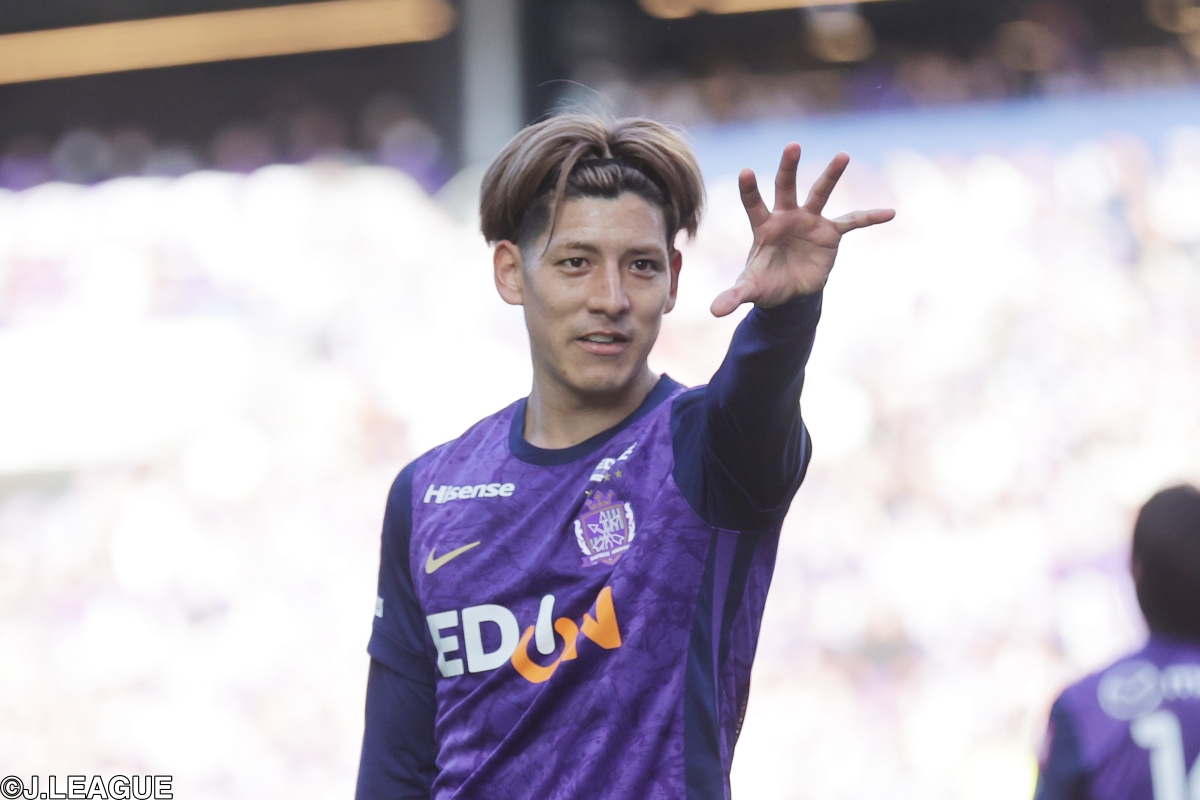 新井直人