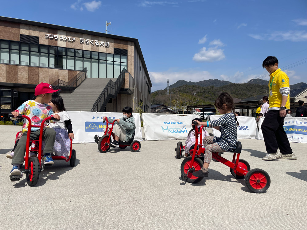 超WORLDサッカー！ サンフレッチェ広島レジーナ『自由すぎる女王の大祭典2025/26』開催！　先着2万名様にベースボールシャツをプレゼント