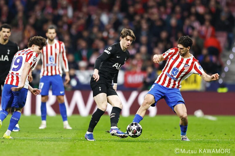 Please do not reproduce without prior permission.