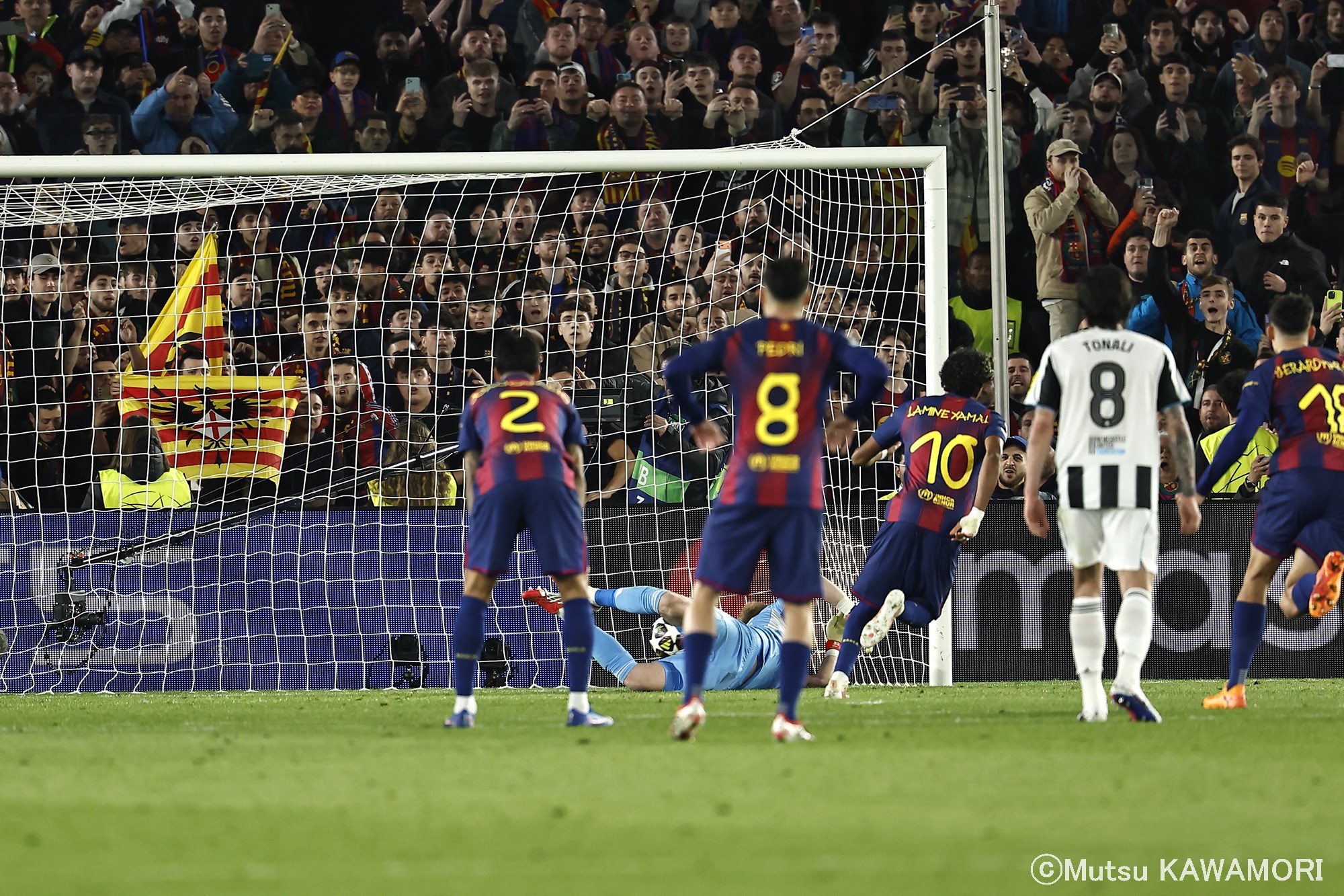 Barcelona_Newcastle_260318_0042_