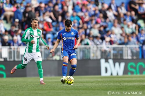 Please do not reproduce without prior permission.