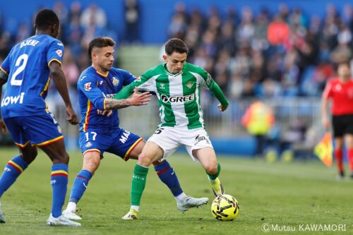 Please do not reproduce without prior permission.