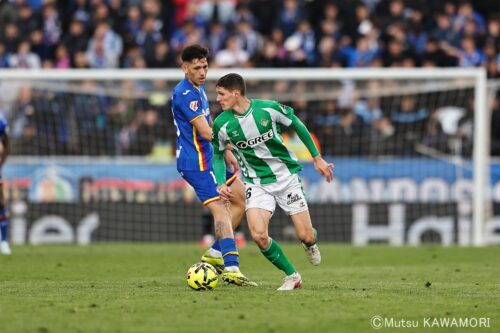 Please do not reproduce without prior permission.