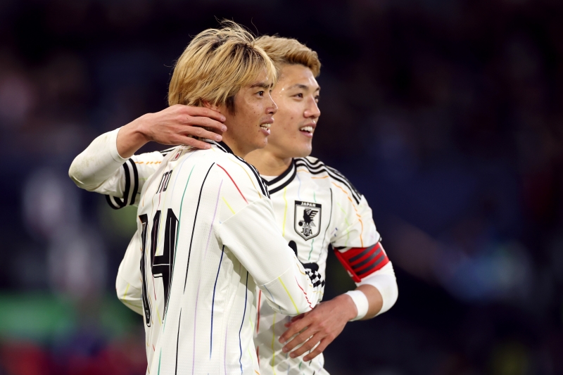 伊東純也