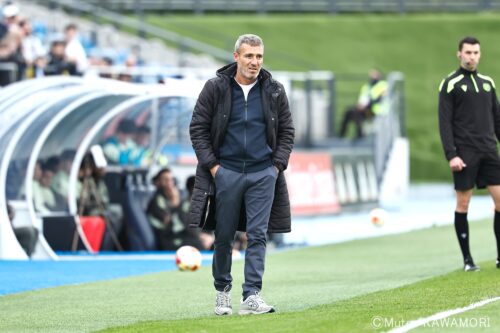 Please do not reproduce without prior permission.