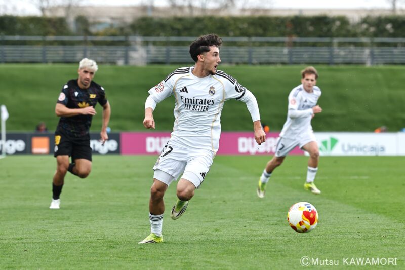 Please do not reproduce without prior permission.