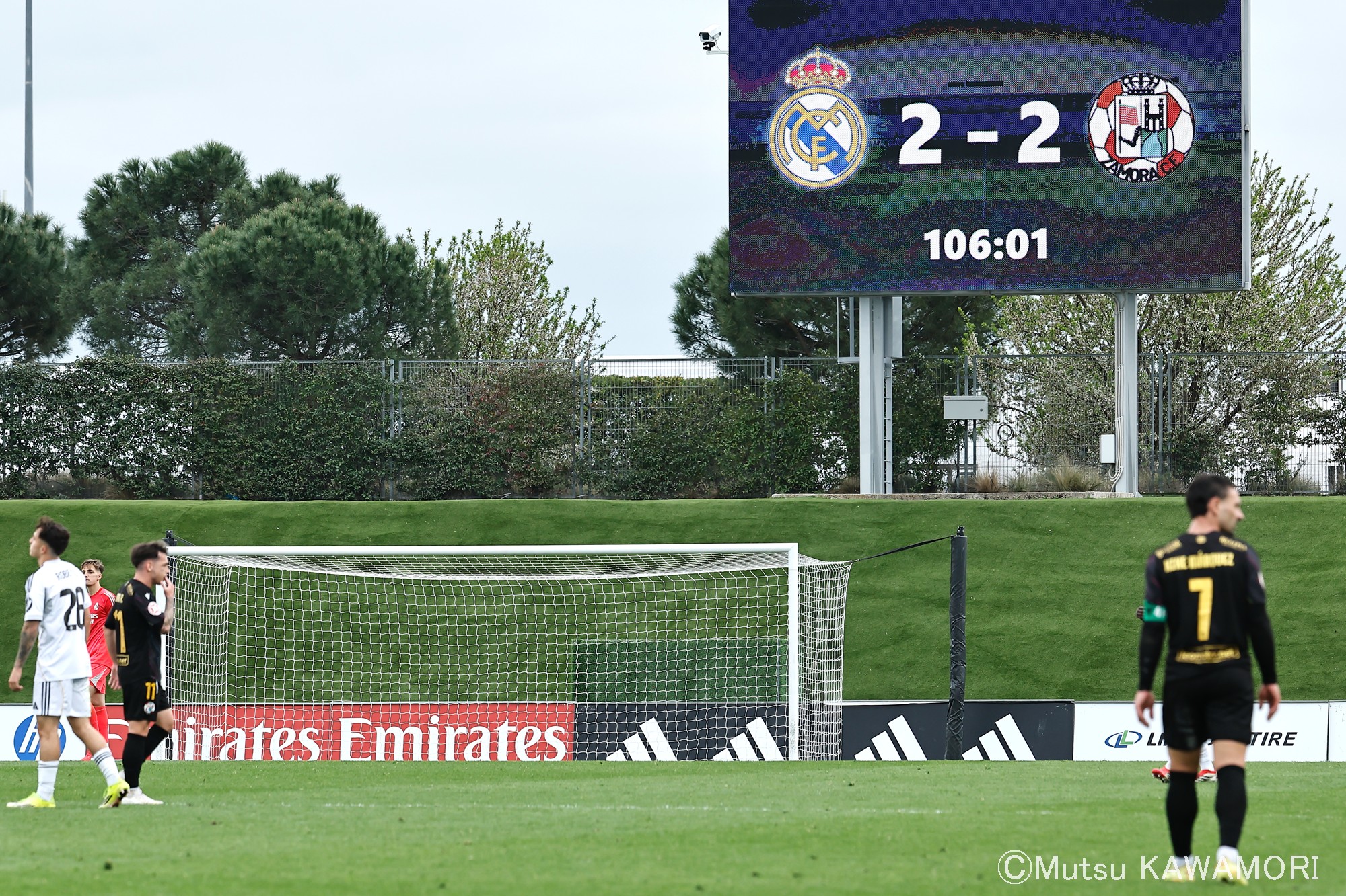 Please do not reproduce without prior permission.