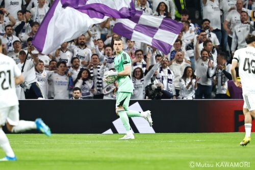 Please do not reproduce without prior permission.